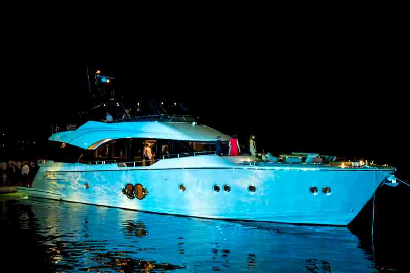 Monte Carlo Yachts, MCY 80