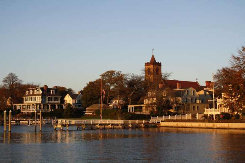Newport, RI
We may be biased, but Newport never fails to make our favorites list — for so many reasons. Visit the magnificent summer "cottages" along Bellevue Avenue, many of which are open to the public thanks to the Preservation Society of Newport County. Tennis fans will not want to miss the Tennis Hall of Fame. Of course, there are beautiful beaches. And did you know that the largest collection of Colonial houses in America is found in Newport? (Over 200 of them!) But it's as the epicenter of yachting in the United States that the town really scores. Newport is home to the International Yacht Restoration School, the Museum of Yachting, the summer home of the New York Yacht Club and the Naval War College. Sail Newport provides public access to the town's favorite sport with a fleet of brand new J/22s, classes and regattas. Sail to Prevail, the National Disabled Sailing Program, is based here and gets those with physical challenges involved in sailing. A trip to Newport isn't complete without drinks at the famed Candy Store (downstairs at the Clarke Cooke House and overlooking the harbor), where Dennis Conner and Ted Turner used to hang out back when the America's Cup was raced in monohulls. Clam chowder from the Black Pearl is another Newport tradition not to be missed. To watch a video about everything Newport has to offer, click here.
