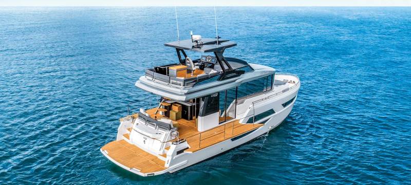 The Okean 50 matches entertainment panache with a seaworthy and versatile hull. Okean 50