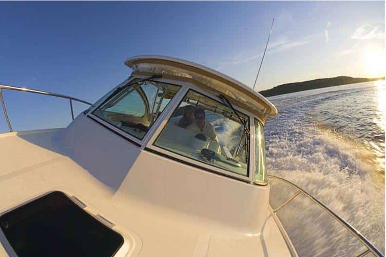 Onne van der Wal photography Onne van der Wal is offering on-water photography courses this summer in Newport, Rhode Island.