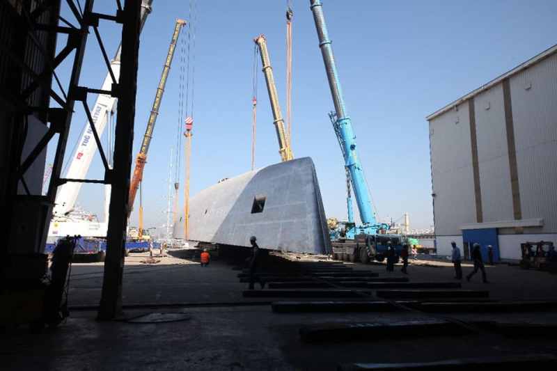 perini-1.jpg This is Hull No. 1 in Perini Navi's new 70-meter series. At 229 feet long, it is second only to the 289-foot Maltese Falcon in the builder's fleet. The hull is aluminum.
