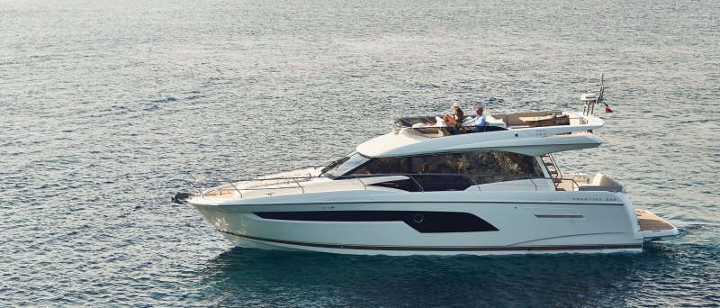 The Prestige 520 offers yachtsmen the best elements of the flybridge yacht and experss cruiser in one vessel. Prestige 520 is the Perfect Balance