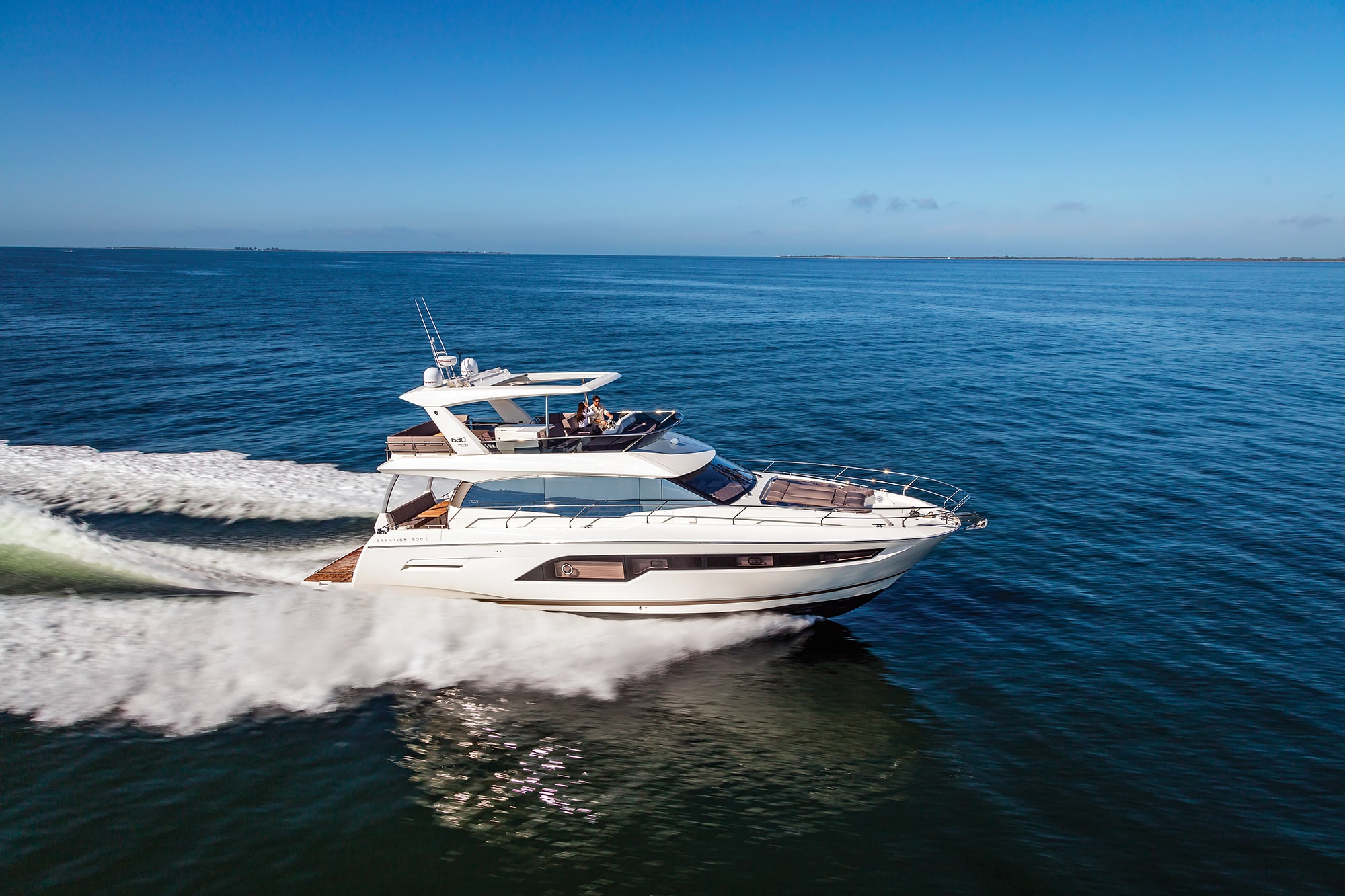 洋楽 prestige Prestige Yachts, Prestige 630, Motoryacht, Boat Review | Yachting