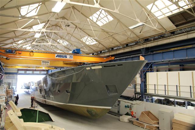 The main deck sections will be added after engines and stabilizers are installed.
