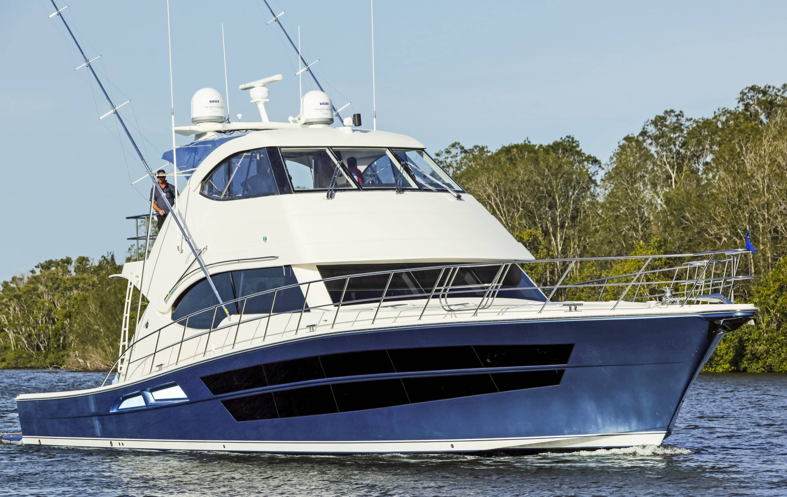 The new flagship Riviera 77 Enclosed Flybridge is the biggest yacht ...