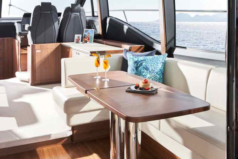 Princess Yachts S62 interior