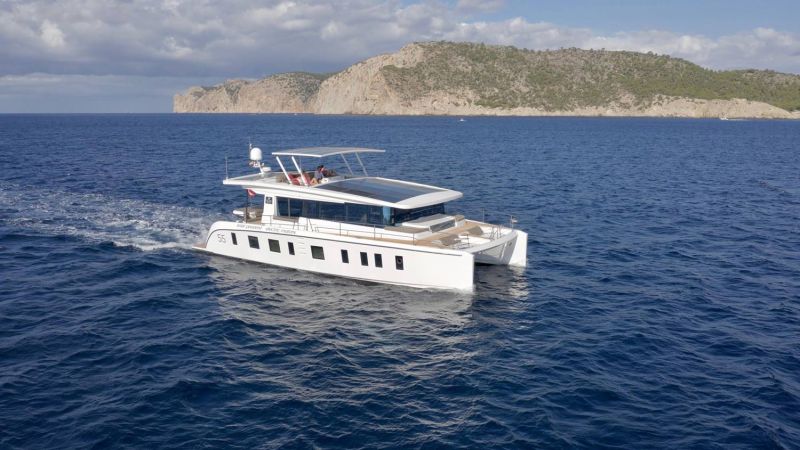 Silent 55 on open water