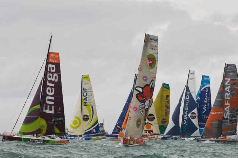 SAILING - START VG 2012-2103 - LES SABLES D'OLONNE (FRA) - 10/11/2012 - PHOTO VINCENT CURUTCHET / DPPI / VENDEE GLOBE - START -