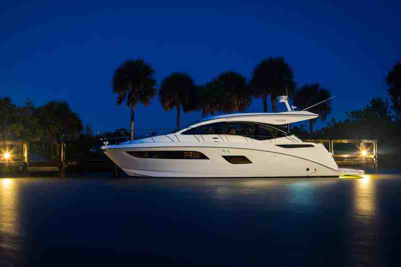 Sea Ray 400 Sundancer