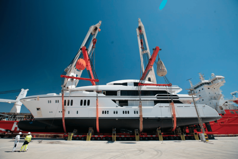 Sunrise Yachts 63M