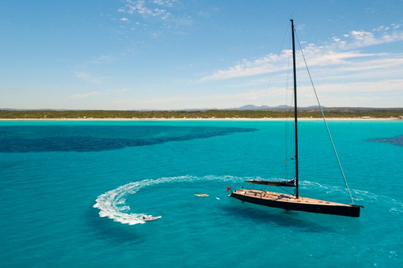 Wally Love, Sailing Yacht