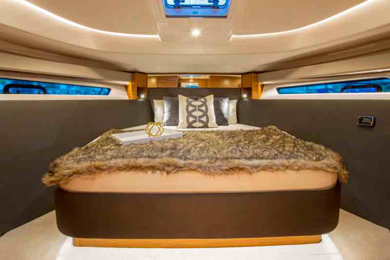 Bavaria Yachts, Sport 450 Coupe