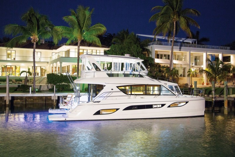 LOA: 48'3"
Beam: 23'6"
Draft: 3'0"
Displ.: 47,620 lb. (light)
Fuel: 461 gal.
Water: 206 gal.
Deadrise: N/A
Engines (tested): 2 x 330 hp Volvo Penta D6 diesels
Base Price: Upon request