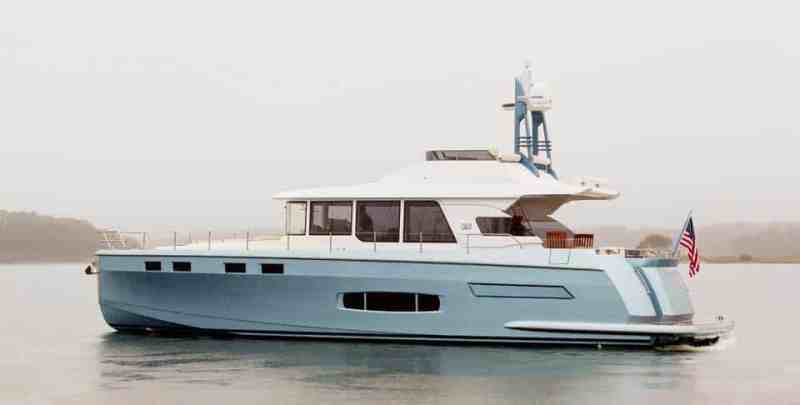 ytg1113_nisi05.jpg We’re not talking about deception here — instead we’re caught up in a bit of magic. Casual observers who see the NISI 1700 Xpresso relaxing on her mooring may think they’ve discovered a new trawler yacht, albeit in contemporary clothing. Her upright superstructure and substantial freeboard, stretching from stem to stern, are responsible for this first impression, but I can assure you that when you stand at her sporty helm and open the throttles all the way, her speed and handling tell a different story. She’s an express yacht, and a smartly designed one at that.
