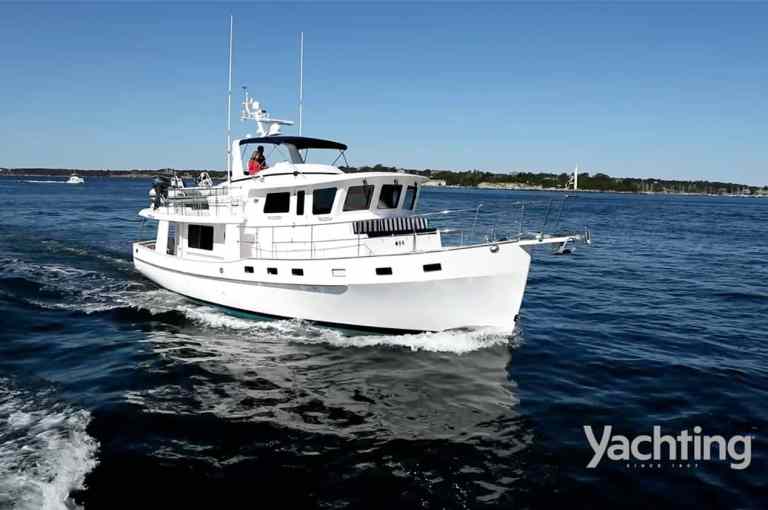 kadey-krogen-48-ae Kadey-Krogen 48 AE yacht on the water.