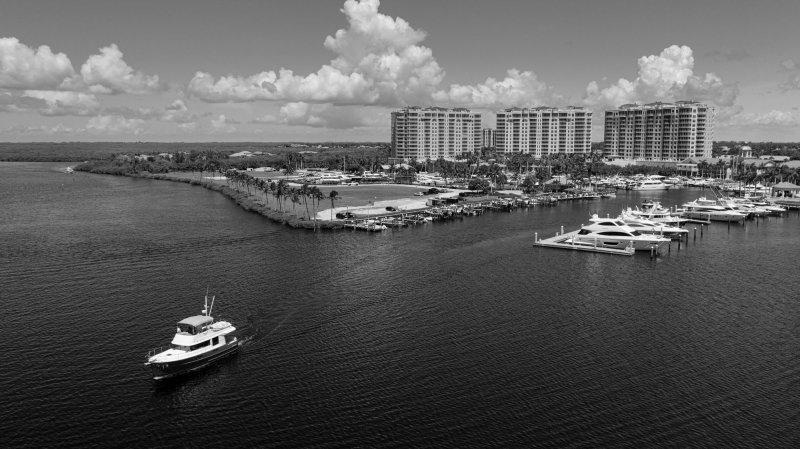 YTG1021_FEA_Boat-School_7 Tarpon Point Marina