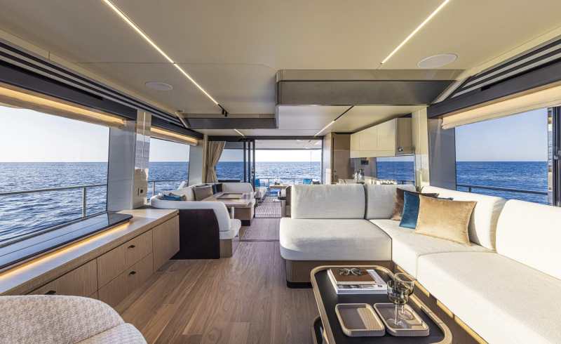 Absolute Yachts 60 Fly
