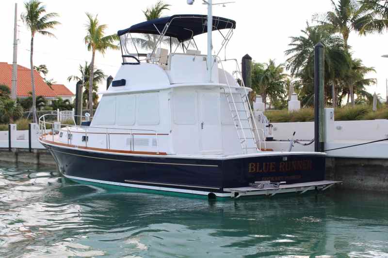IMG_1254 Fiberglass boat
