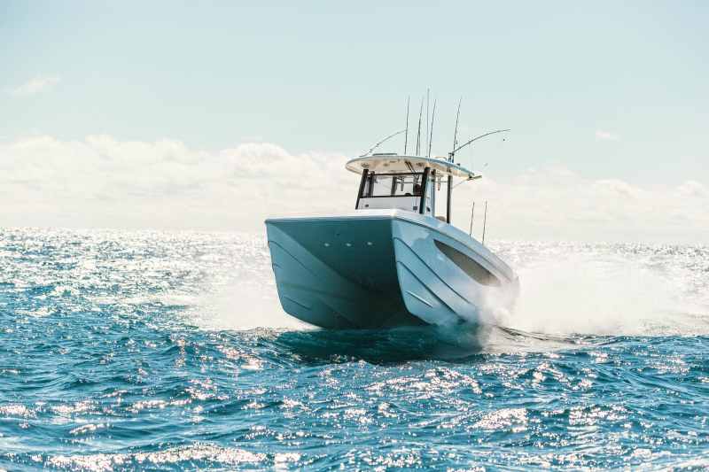 YTG0322_ONB_3 Aquila 28 Molokai