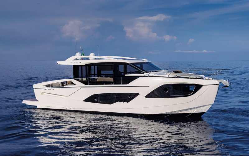 Absolute Yachts 48 Coupe