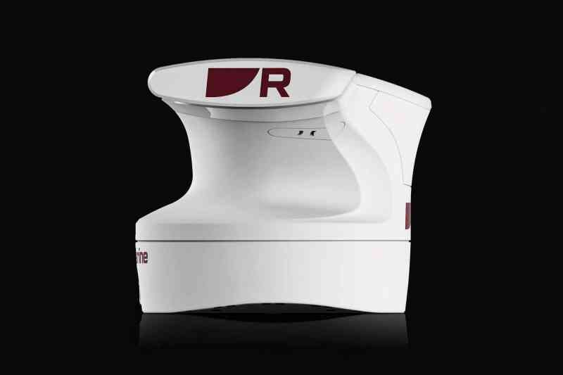 YTG0422_ELE_2 Raymarine Cyclone Radar