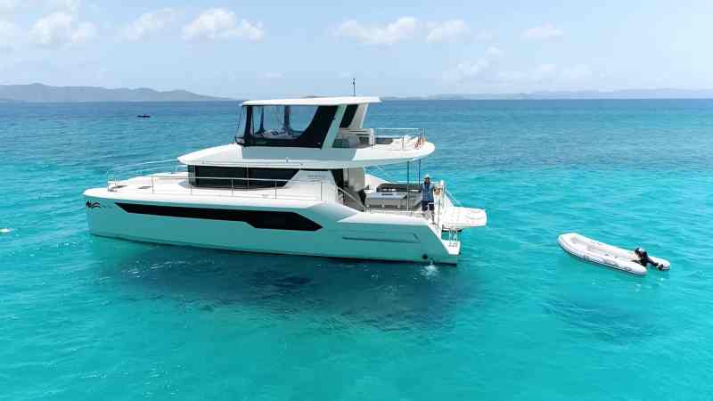 534PC The Moorings 534PC