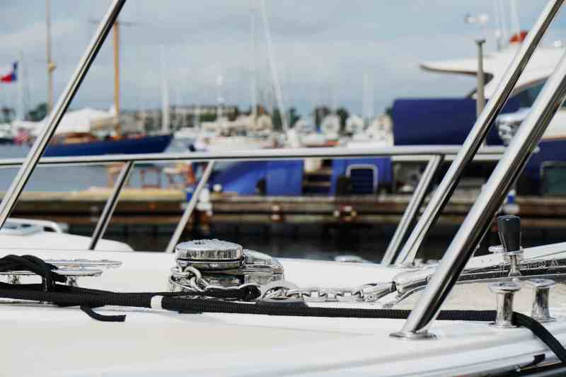 IMT01606_02 Electric Anchor Windlass