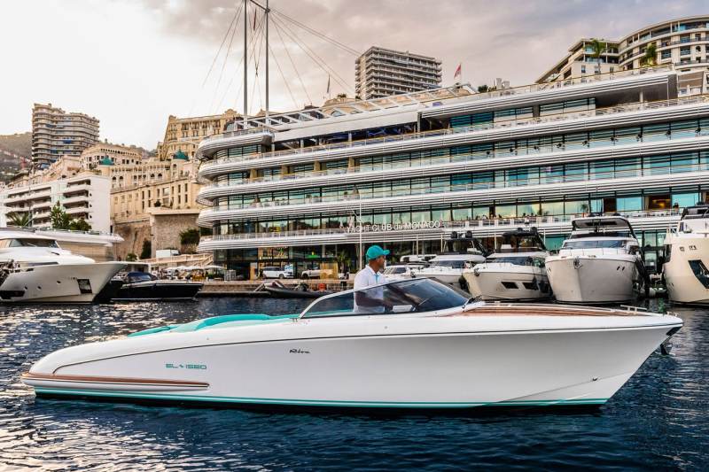 Riva-el-iseo Riva Yachts El-Iseo