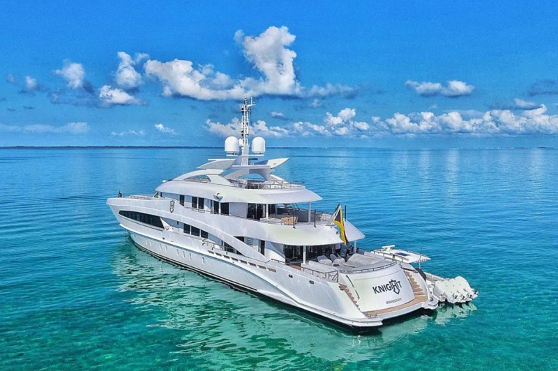 charter-knight-yacht Heesen Yachts-built Knight