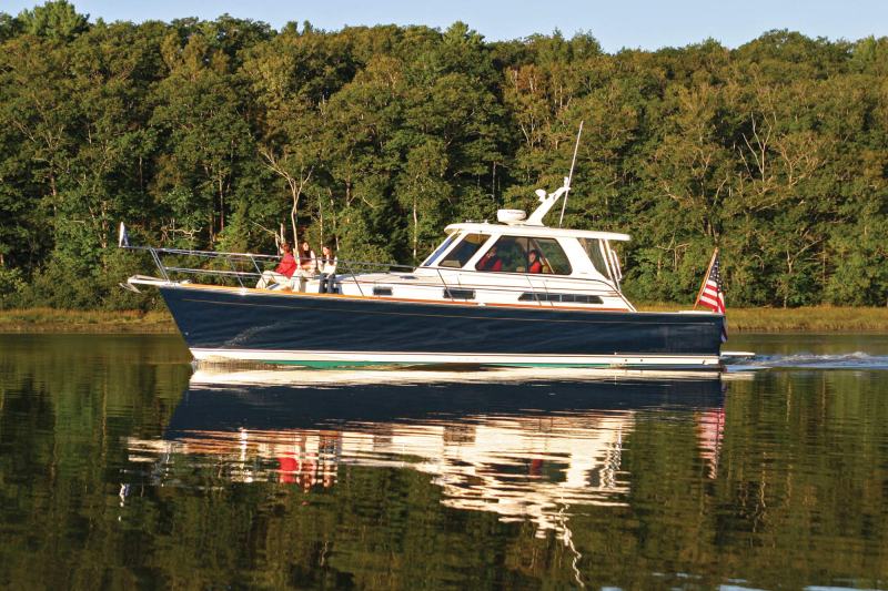 YTG1122_Brokerage_01 Sabreline 38 Hardtop Express