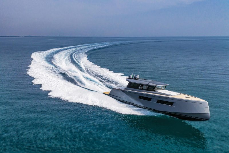 YTG1222_New-Yachts_3 Pardo Yachts GT52