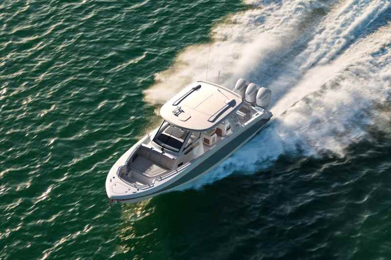 boston-realm Boston Whaler 350 Realm