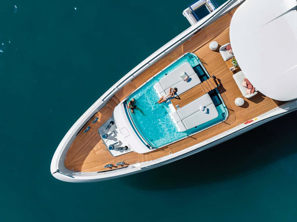 Mangusta Oceano 44