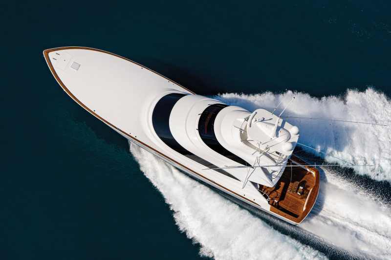YTG0623_Currents_3 Viking Yachts 90C
