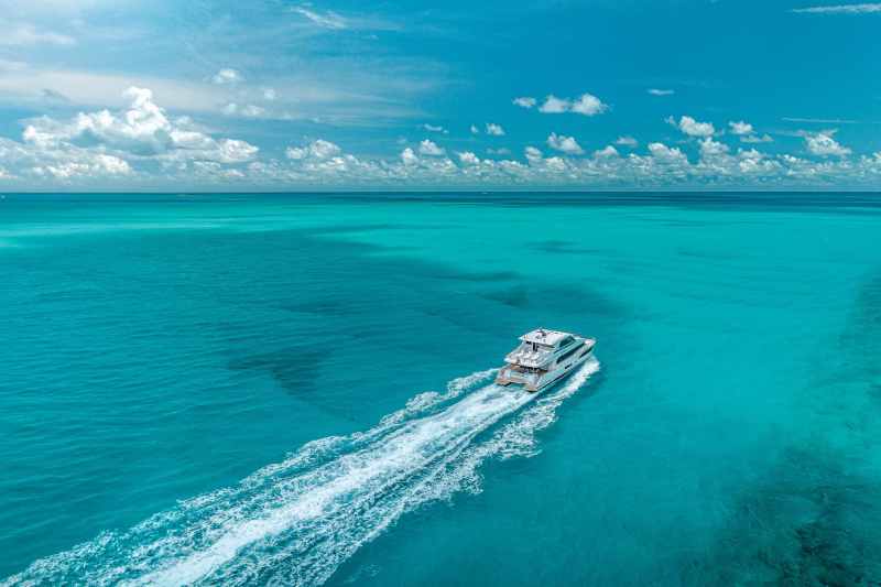 Horizon Power Catamarans 68