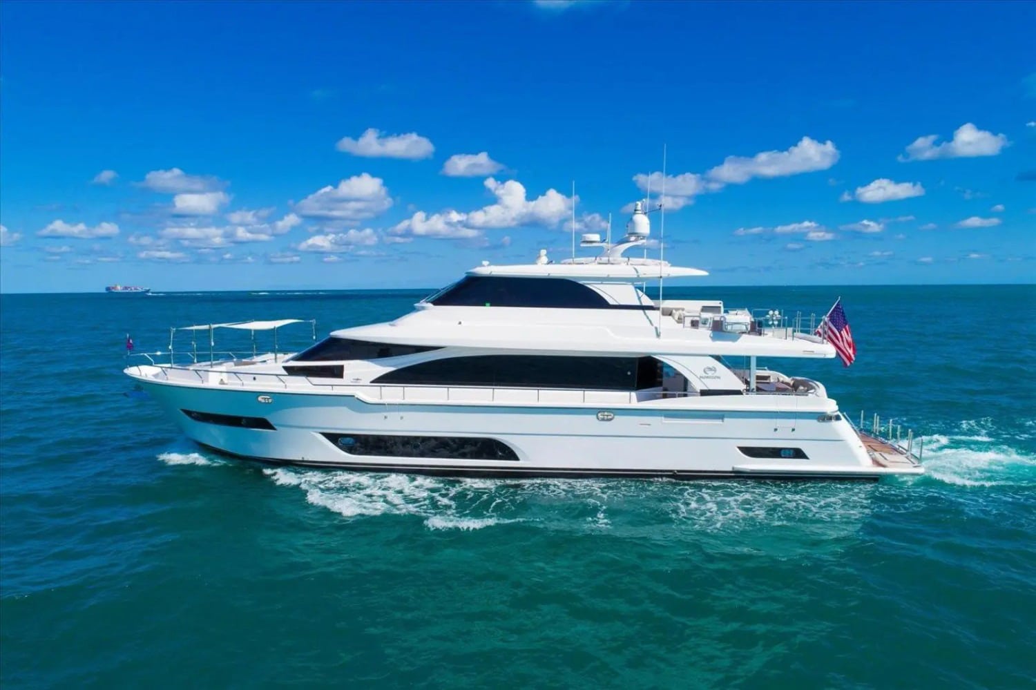 Price Improvement for Horizon Yachts E81