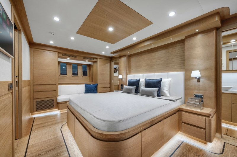 Vicem Yachts Empire