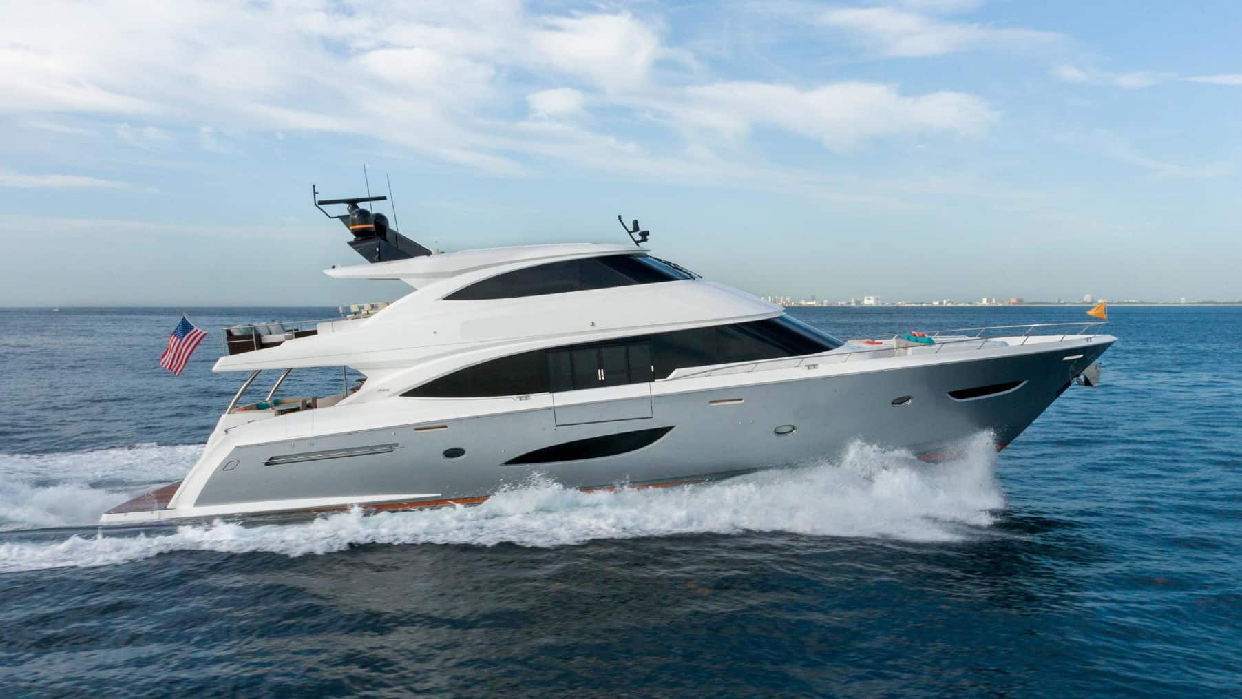 Viking Yachts 93 Motor Yacht Used-Yacht Review