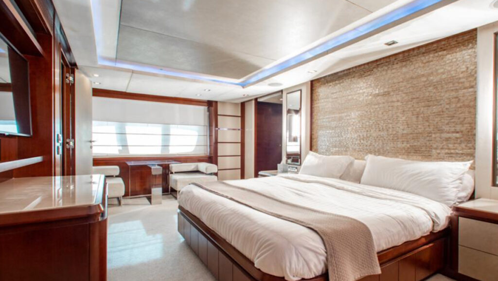 Azimut Yachts 95 BT-2