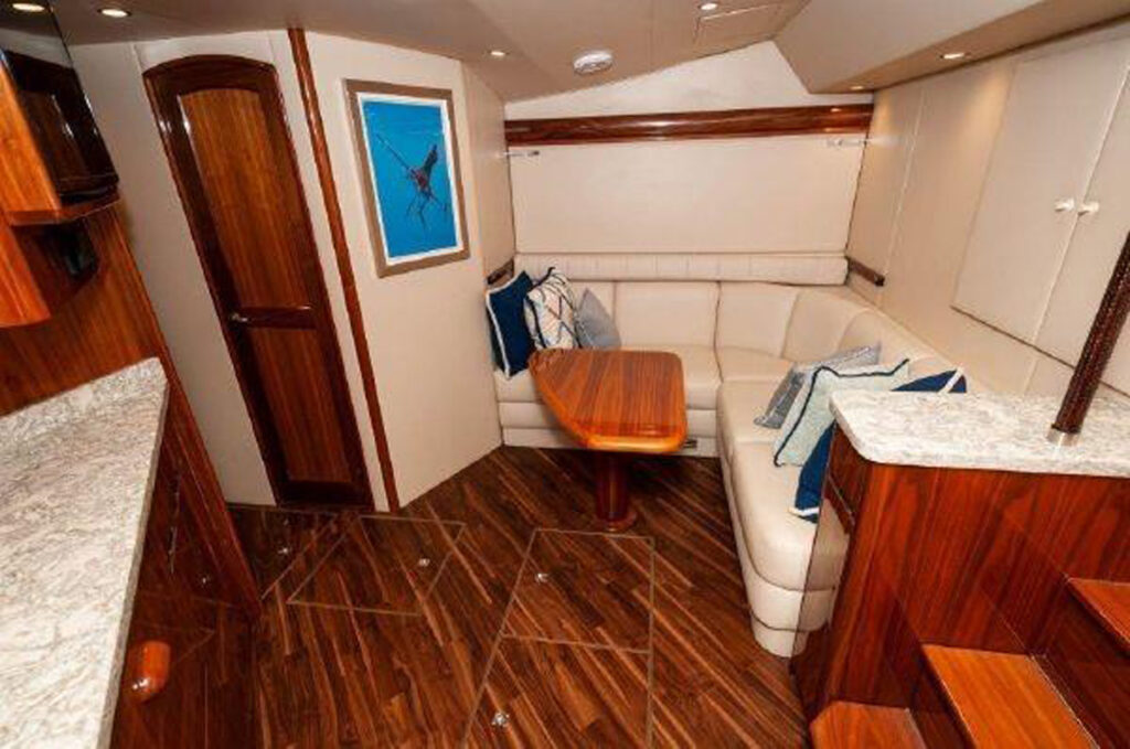 Viking Yachts 48 Sport Tower