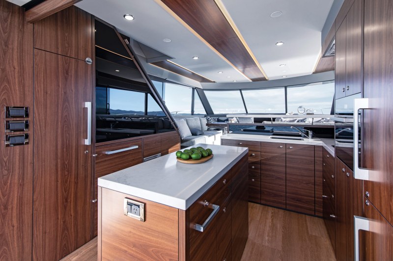 Maritimo M60