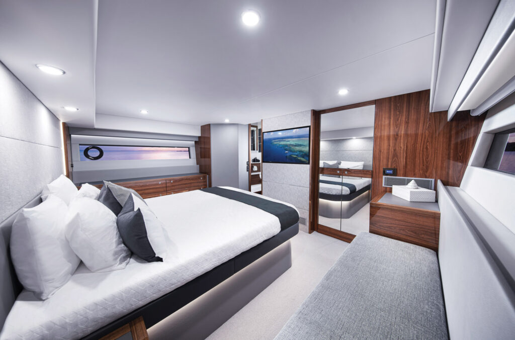 Maritimo M60