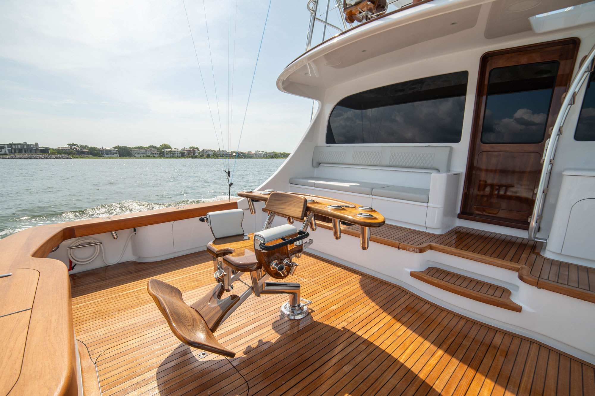 Duffie Boatworks 70 Reviewed