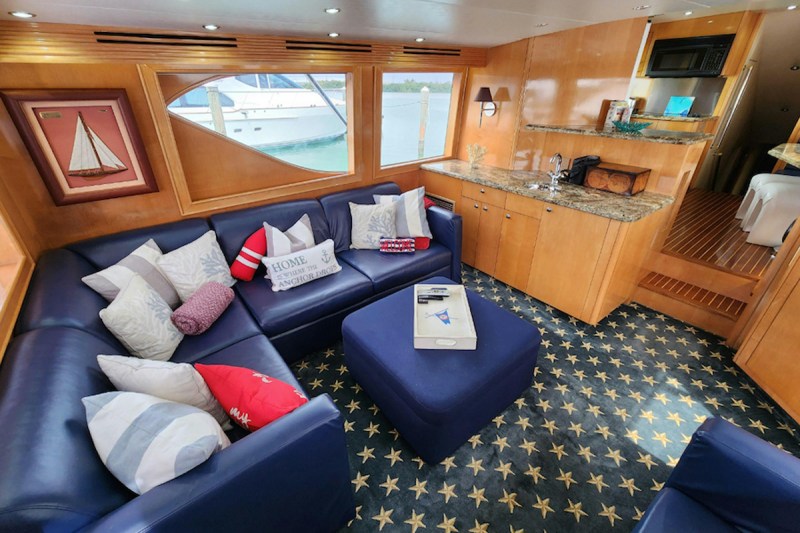 Hatteras 70 Boatox