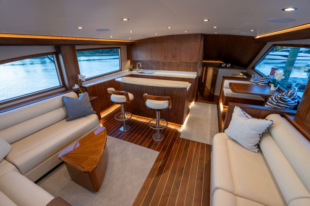 Jarrett Bay Boatworks 64