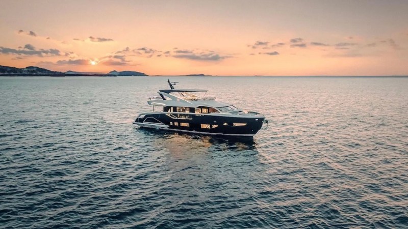 Sunseeker-88-Exit-1 Sunseeker 88