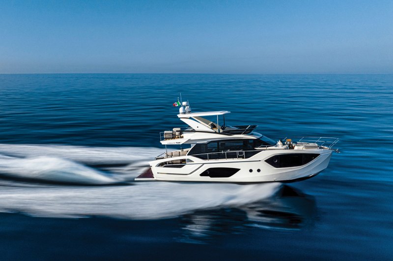 YTG0824_FEA_Absolute_2 Absolute 52 Fly