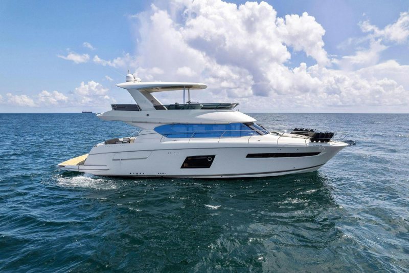 Prestige-620-Fly-La-Peque-1 2016 Prestige 620 Fly La Peque