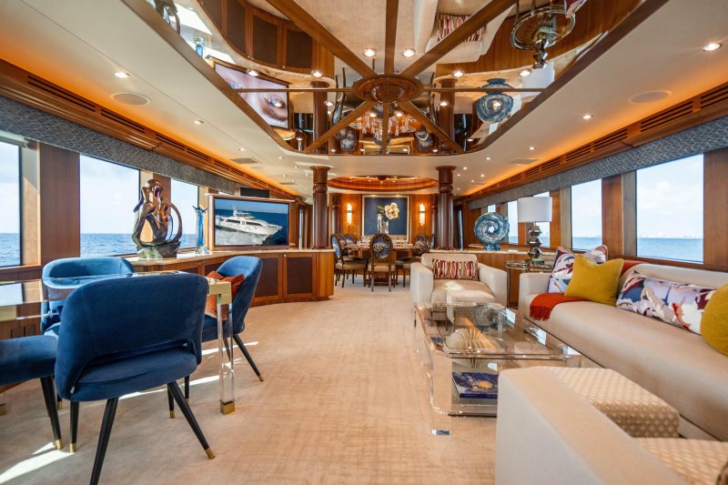 Hatteras 100 Magic