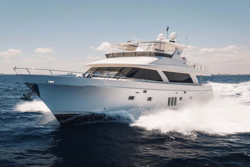 OA-85E-UnCorked-1 Ocean Alexander 85E UnCorked